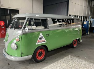 1965 Volkswagen T1 Panelvan LT347